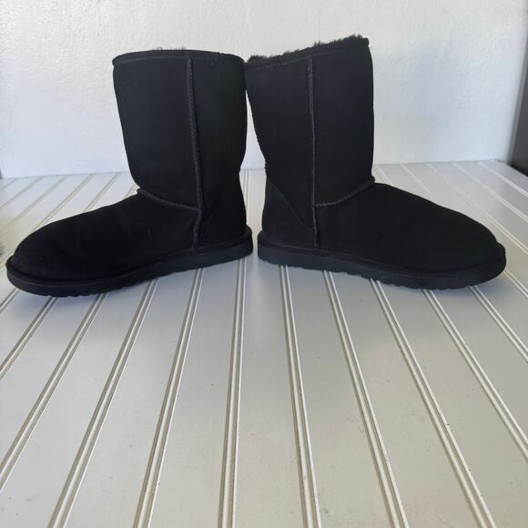 UGG Australia Black Suede Classic short shearling boots size 9 - Picture 5 of 9